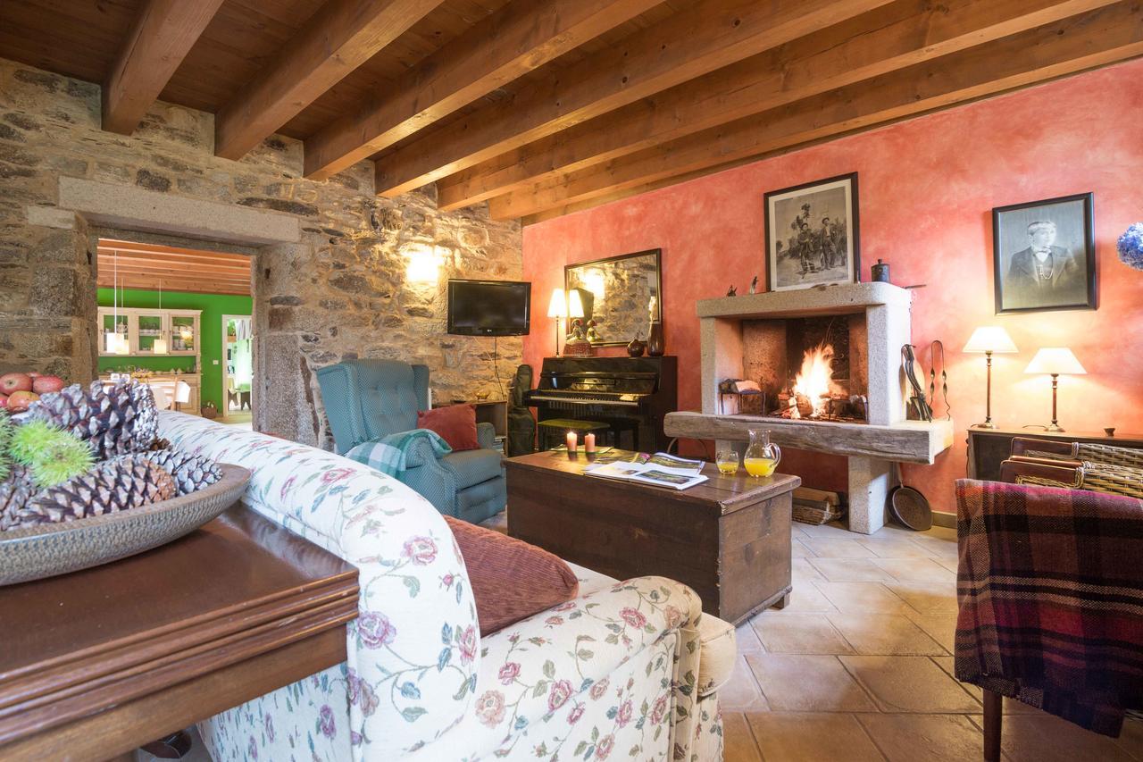 Casa Rural Grana Da Acea Monfero Exterior foto